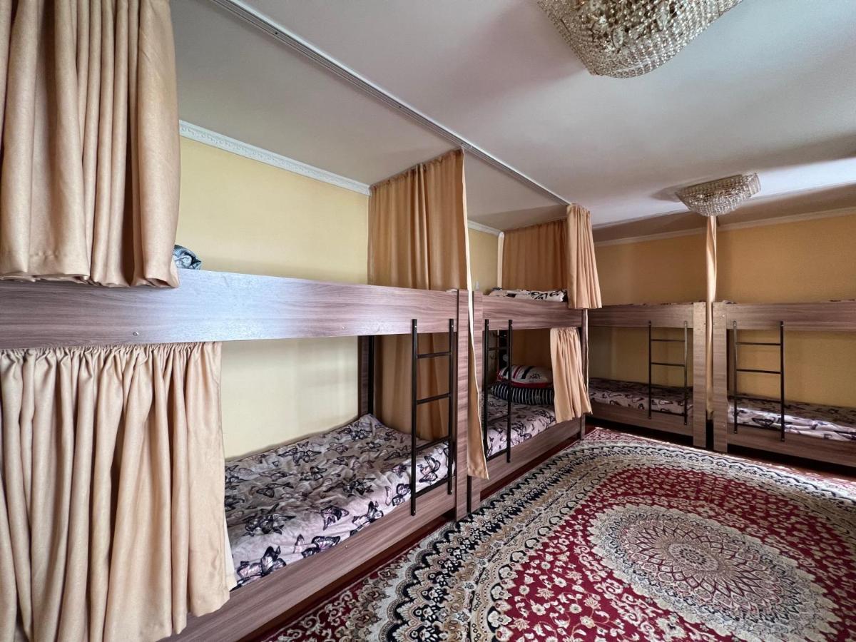 Hostel My House คาราโคล ภายนอก รูปภาพ